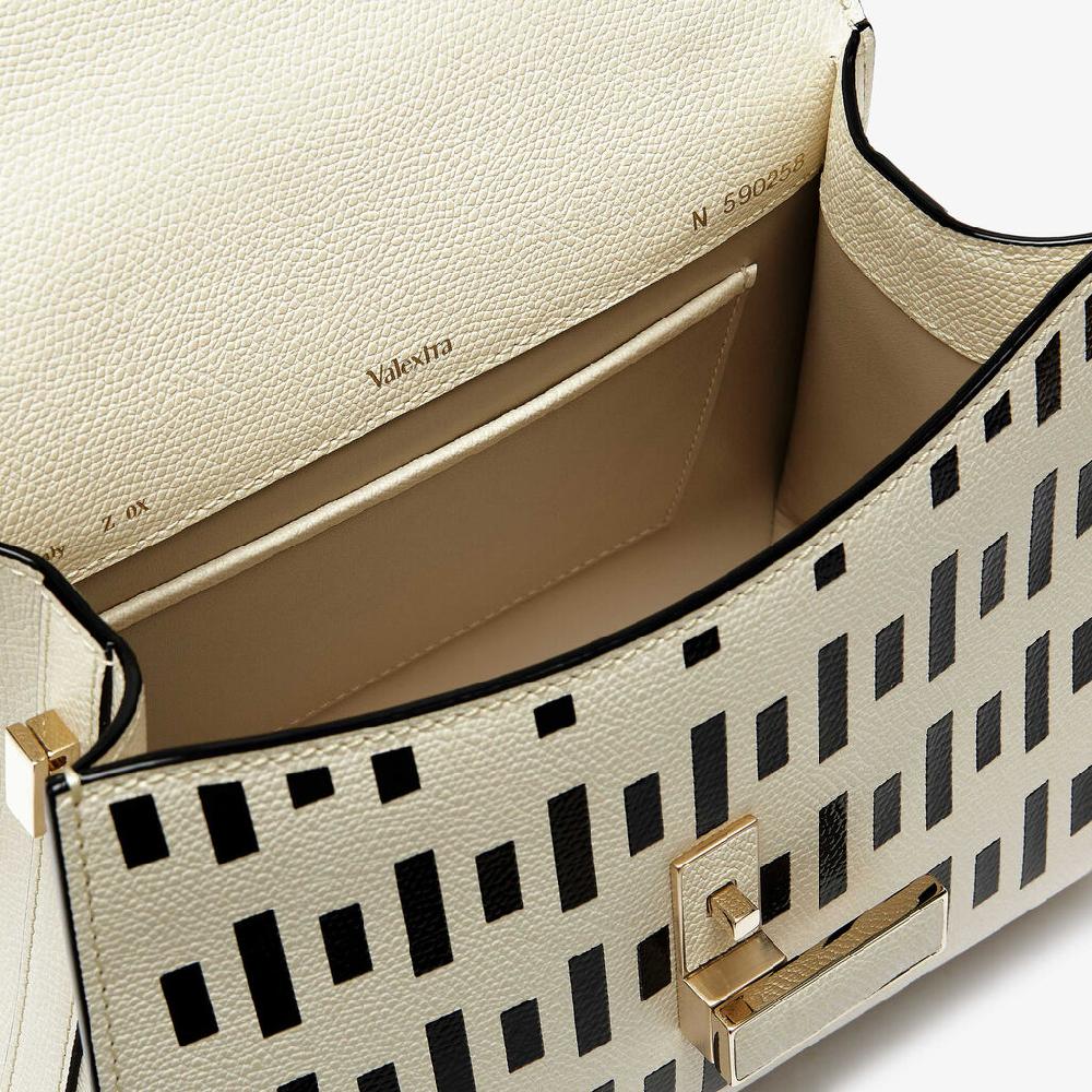 Valextra Borsa da Donna di Lusso in Pelle Bianca e Nera | Valextra Iside Offerta Pasqua