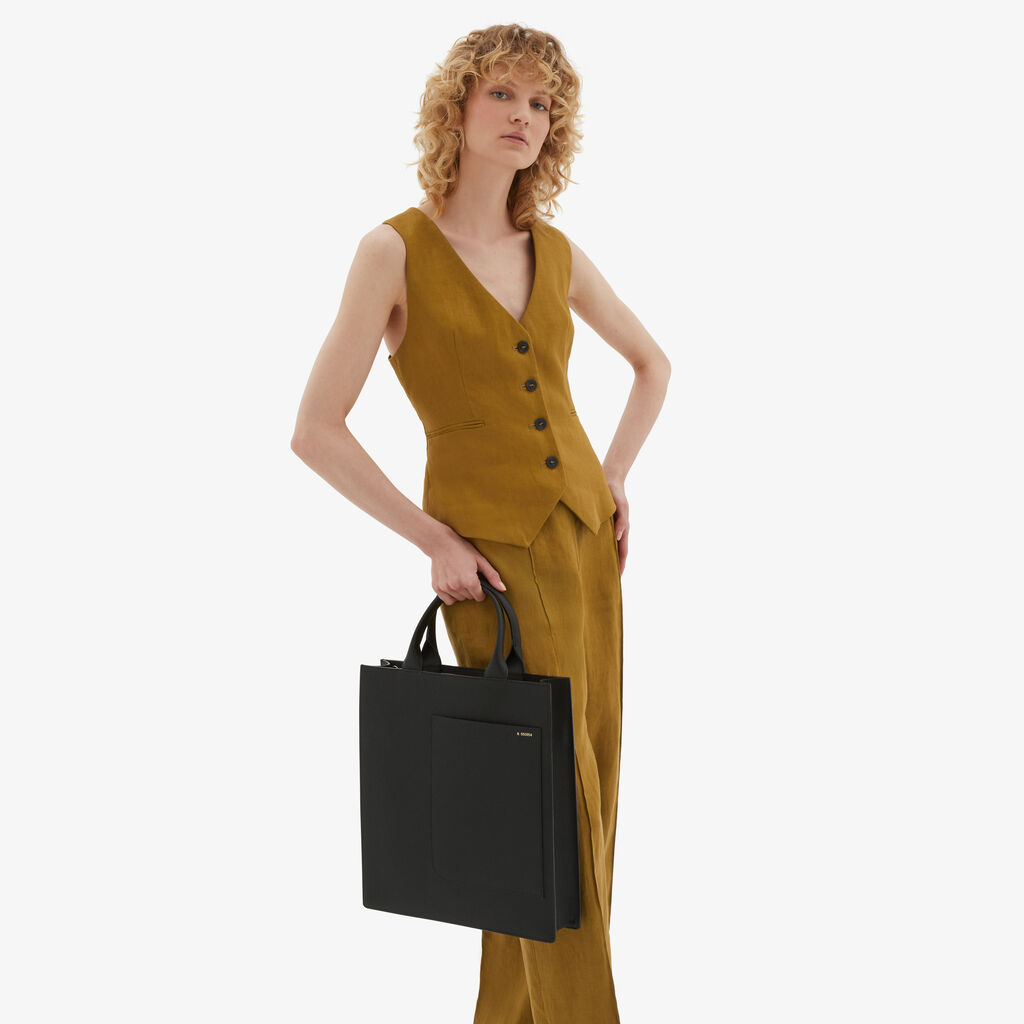 Valextra Borsetta da Donna Media in Pelle di Lusso Nera | Valextra Boxy Shopping online