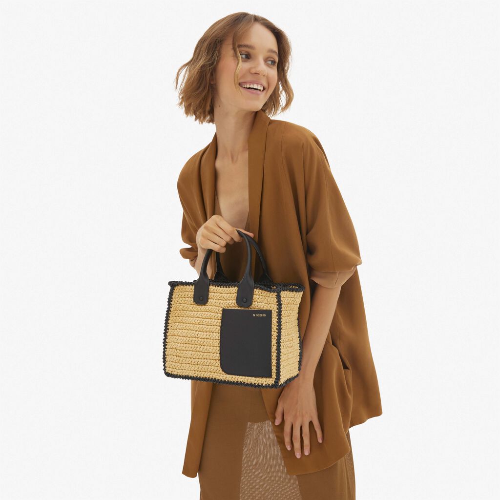 Valextra Borsa tote Mini da Donna in Rafia Beige e Nera | Valextra Offerta per la Festa della Mamma
