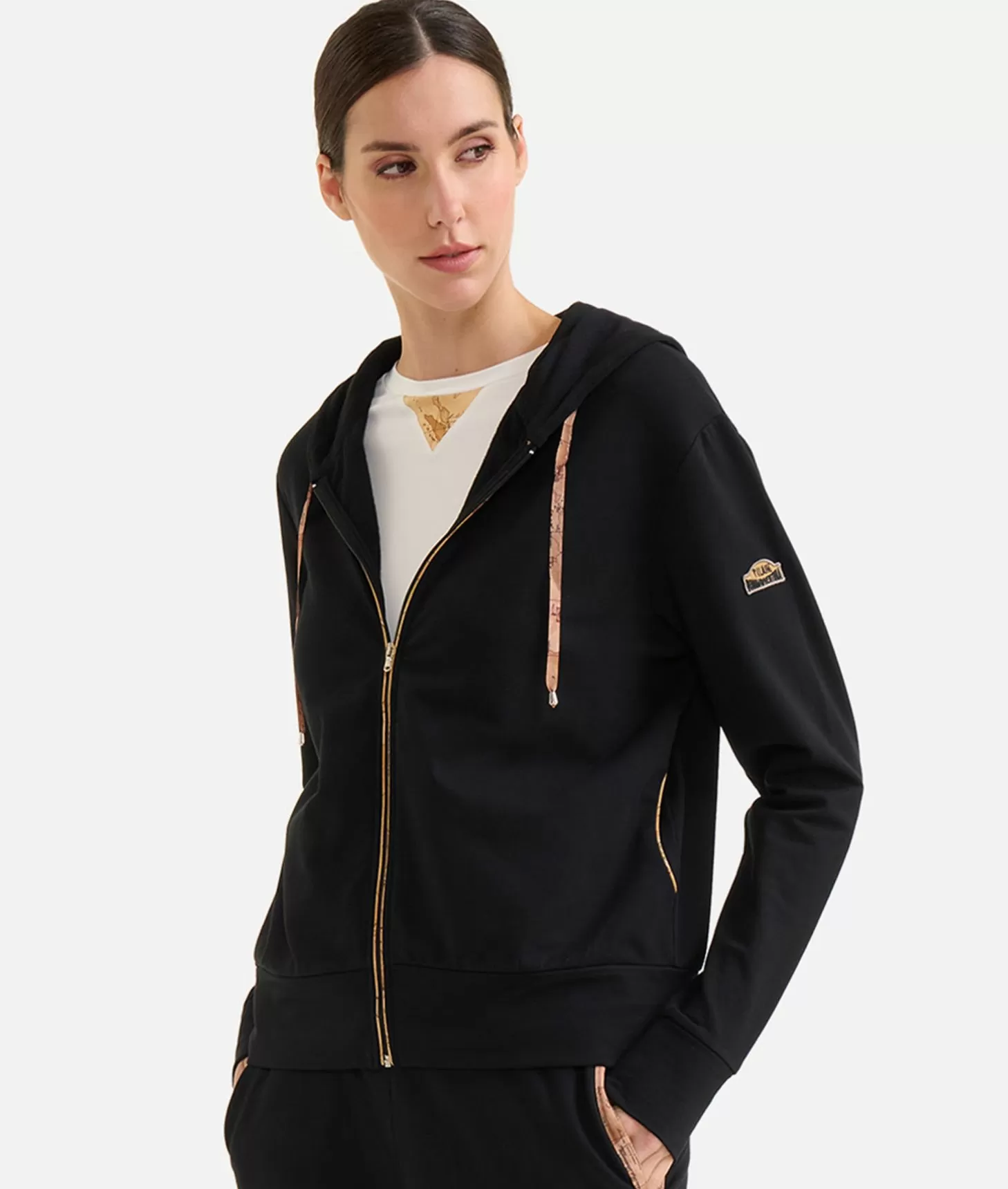 Alviero martini 1a classe Felpa in cotone garzato stretch con patch Donnavventura Nera Sconti questo mese