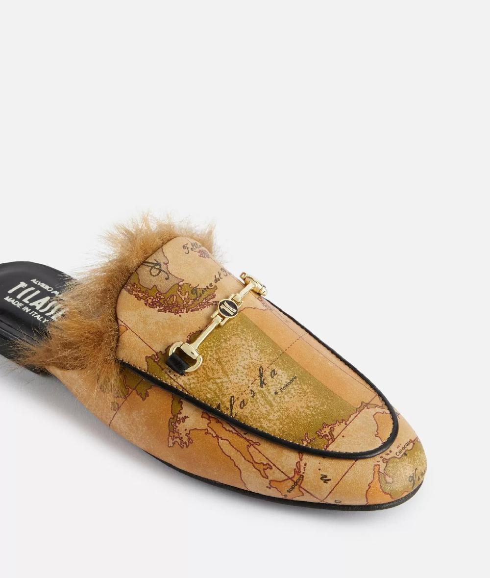 Alviero martini 1a classe Slipper con morsetto 1C in eco nappa stampa Geo Classic Vendite stagionali