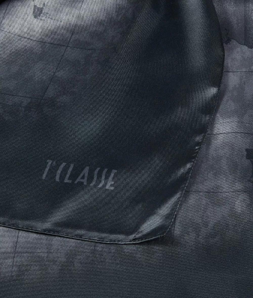 Alviero martini 1a classe Foulard Geo Sfumato 90x90 Nero 50% di sconto per tempo limitato